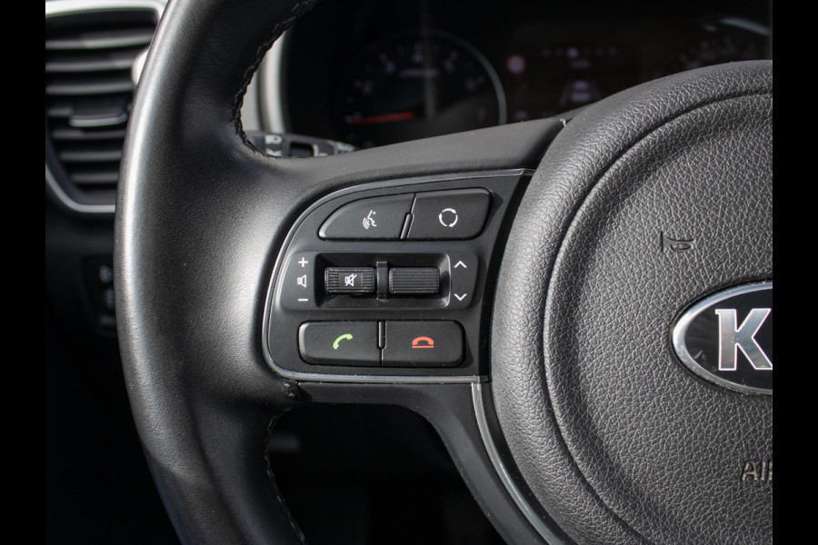 Kia Sportage 1.6 GDI DynamicLine NL auto | Kia dealer onderhouden | Navigatie | Achteruitrijcamera | Trekhaak | Kia Sportage 1.6 GDI DynamicLine NL auto | Kia dealer onderhouden | Navigatie | Achteruitrijcamera | Trekhaak |