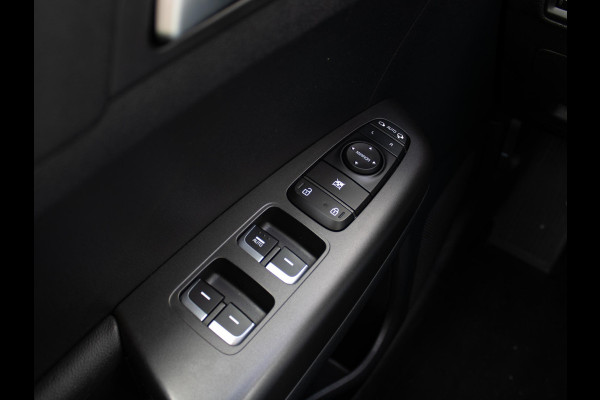 Kia Sportage 1.6 GDI DynamicLine NL auto | Kia dealer onderhouden | Navigatie | Achteruitrijcamera | Trekhaak | Kia Sportage 1.6 GDI DynamicLine NL auto | Kia dealer onderhouden | Navigatie | Achteruitrijcamera | Trekhaak |