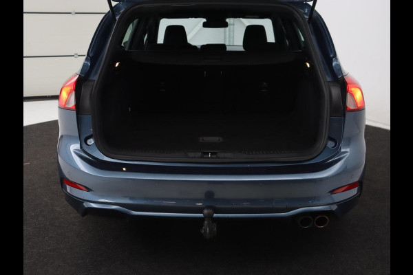 Ford Focus 1.0 EcoBoost ST Line | Trekhaak | Keyless | Carplay | Navigatie | Climate control | Full LED | Parkeerhulp | Cruise control Ford Focus 1.0 EcoBoost ST Line | Trekhaak | Keyless | Carplay | Navigatie | Climate control | Full LED | Parkeerhulp | Cruise control