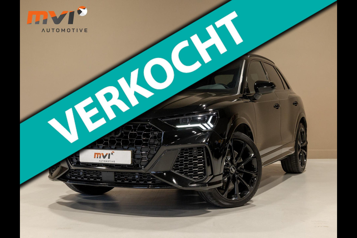 Audi Q3 TFSI RS / 400pk / Panorama dak / Sonos / Kuipstoelen /