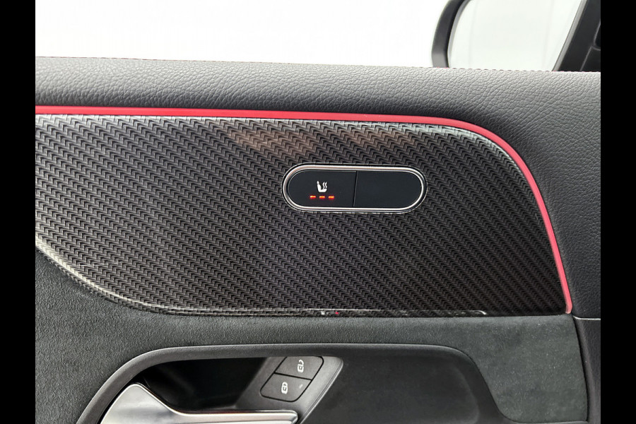 Mercedes-Benz B-Klasse 180 Business Solution AMG | SFEER | PANO | NL-AUTO | STOELVERW | CARPLAY | ACHTERCAM |ETC Mercedes-Benz B-Klasse 180 Business Solution AMG | SFEER | PANO | NL-AUTO | STOELVERW | CARPLAY | ACHTERCAM |ETC