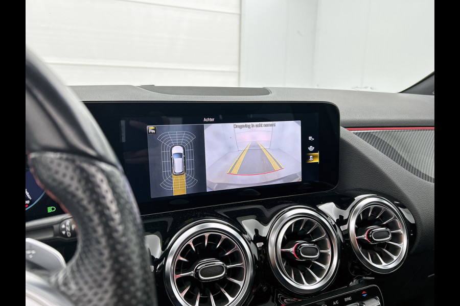 Mercedes-Benz B-Klasse 180 Business Solution AMG | SFEER | PANO | NL-AUTO | STOELVERW | CARPLAY | ACHTERCAM |ETC Mercedes-Benz B-Klasse 180 Business Solution AMG | SFEER | PANO | NL-AUTO | STOELVERW | CARPLAY | ACHTERCAM |ETC