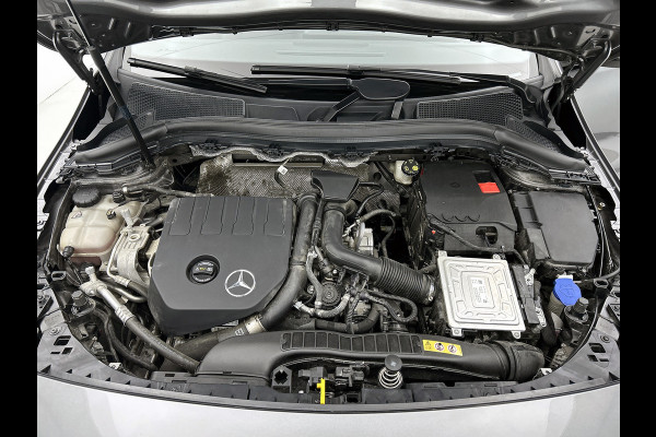 Mercedes-Benz B-Klasse 180 Business Solution AMG | SFEER | PANO | NL-AUTO | STOELVERW | CARPLAY | ACHTERCAM |ETC Mercedes-Benz B-Klasse 180 Business Solution AMG | SFEER | PANO | NL-AUTO | STOELVERW | CARPLAY | ACHTERCAM |ETC