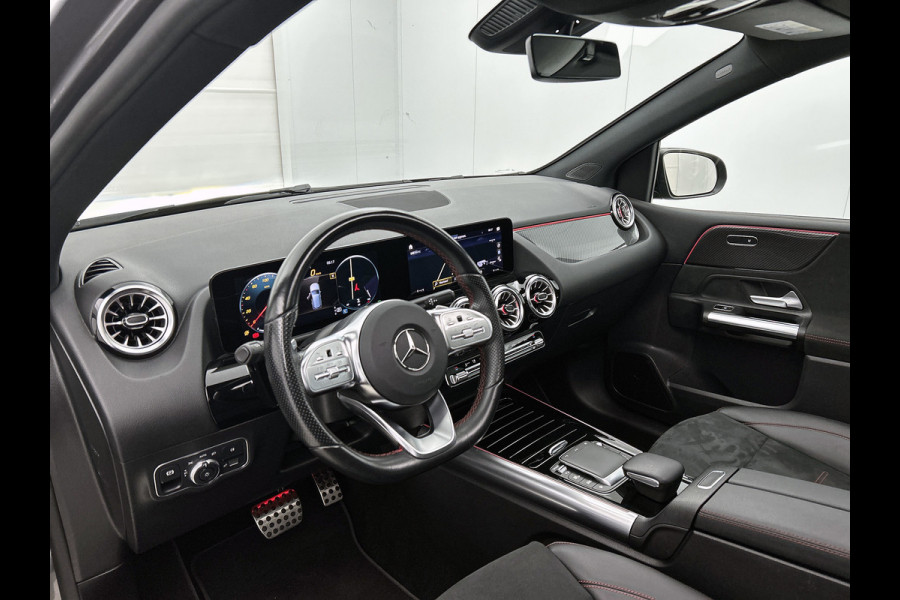 Mercedes-Benz B-Klasse 180 Business Solution AMG | SFEER | PANO | NL-AUTO | STOELVERW | CARPLAY | ACHTERCAM |ETC Mercedes-Benz B-Klasse 180 Business Solution AMG | SFEER | PANO | NL-AUTO | STOELVERW | CARPLAY | ACHTERCAM |ETC