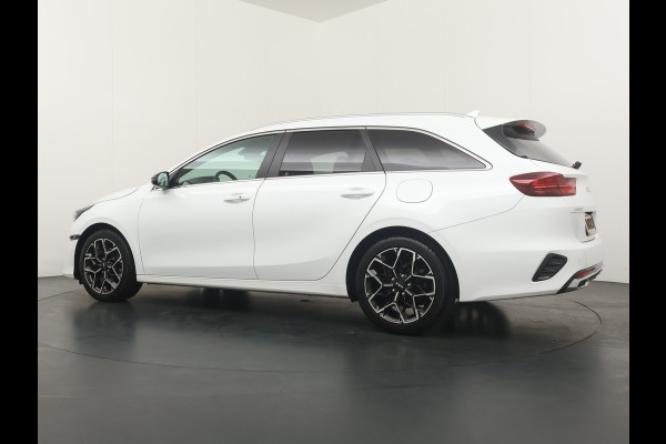 Kia Ceed Sportswagon 1.5 T-GDi GT-Line Automaat - Stoel-/Stuurverwarming - Apple Carplay/Android Auto - Elektrisch bedienbare Achterklep - Schuif-/Kanteldak - - Fabrieksgarantie tot 2030