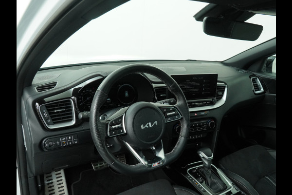 Kia Ceed Sportswagon 1.5 T-GDi GT-Line Automaat - Stoel-/Stuurverwarming - Apple Carplay/Android Auto - Elektrisch bedienbare Achterklep - Schuif-/Kanteldak - - Fabrieksgarantie tot 2030