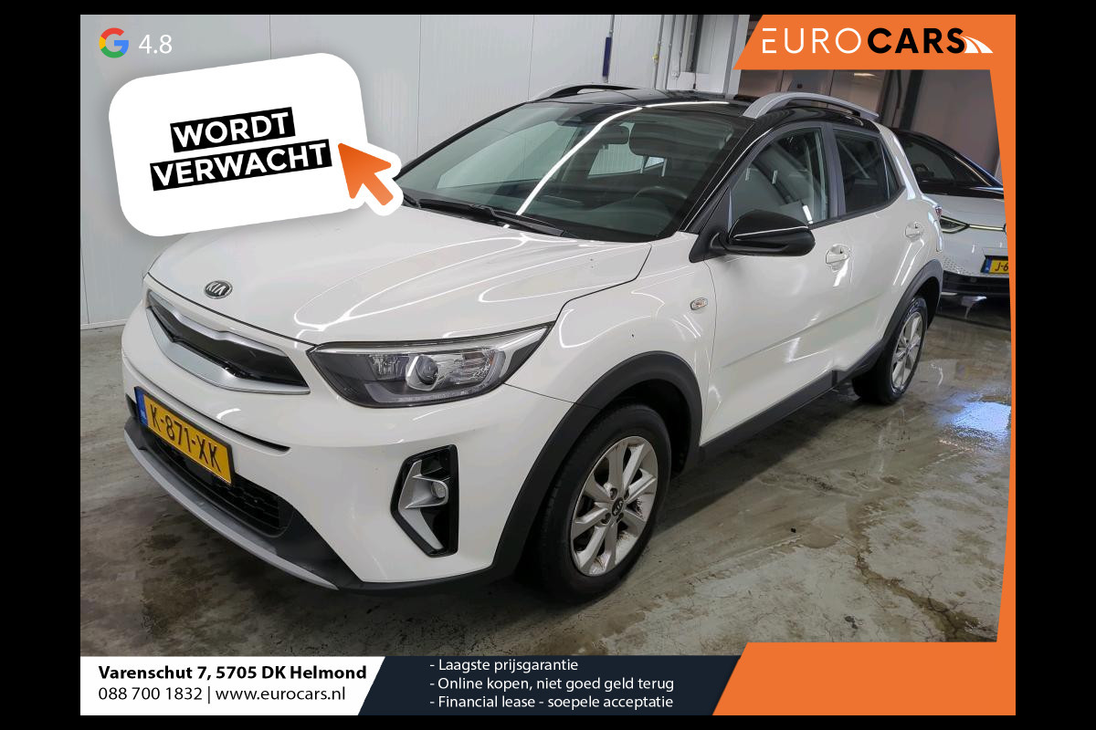 Kia Stonic 1.0 T-GDi 120pk MHEV DynamicLine Auto. Navigatie Apple Carplay/Android Auto Camera Parkeersensoren achter Cruise Control Lichtmetalen velgen Airco Kia Stonic 1.0 T-GDi 120pk MHEV DynamicLine Auto. Navigatie Apple Carplay/Android Auto Camera Parkeersensoren achter Cruise Control Lichtmetalen velgen Airco