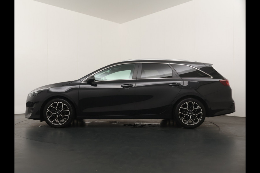 Kia Ceed Sportswagon Automaat 1.5 T-GDi GT-Line - Automatische achterklep - Schuif/Kantel dak - Apple Carplay/Android Auto - Adaptive cruise control - Keyless entry - Fabrieksgarantie t/m 30-06-2030 Kia Ceed Sportswagon Automaat 1.5 T-GDi GT-Line - Automatische achterklep - Schuif/Kantel dak - Apple Carplay/Android Auto - Adaptive cruise control - Keyless entry - Fabrieksgarantie t/m 30-06-2030