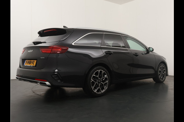 Kia Ceed Sportswagon Automaat 1.5 T-GDi GT-Line - Automatische achterklep - Schuif/Kantel dak - Apple Carplay/Android Auto - Adaptive cruise control - Keyless entry - Fabrieksgarantie t/m 30-06-2030 Kia Ceed Sportswagon Automaat 1.5 T-GDi GT-Line - Automatische achterklep - Schuif/Kantel dak - Apple Carplay/Android Auto - Adaptive cruise control - Keyless entry - Fabrieksgarantie t/m 30-06-2030
