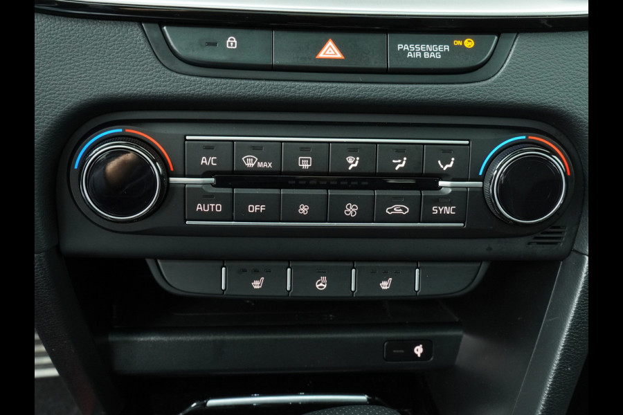 Kia Ceed Sportswagon Automaat 1.5 T-GDi GT-Line - Automatische achterklep - Schuif/Kantel dak - Apple Carplay/Android Auto - Adaptive cruise control - Keyless entry - Fabrieksgarantie t/m 30-06-2030 Kia Ceed Sportswagon Automaat 1.5 T-GDi GT-Line - Automatische achterklep - Schuif/Kantel dak - Apple Carplay/Android Auto - Adaptive cruise control - Keyless entry - Fabrieksgarantie t/m 30-06-2030