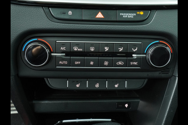 Kia Ceed Sportswagon Automaat 1.5 T-GDi GT-Line - Automatische achterklep - Schuif/Kantel dak - Apple Carplay/Android Auto - Adaptive cruise control - Keyless entry - Fabrieksgarantie t/m 30-06-2030 Kia Ceed Sportswagon Automaat 1.5 T-GDi GT-Line - Automatische achterklep - Schuif/Kantel dak - Apple Carplay/Android Auto - Adaptive cruise control - Keyless entry - Fabrieksgarantie t/m 30-06-2030