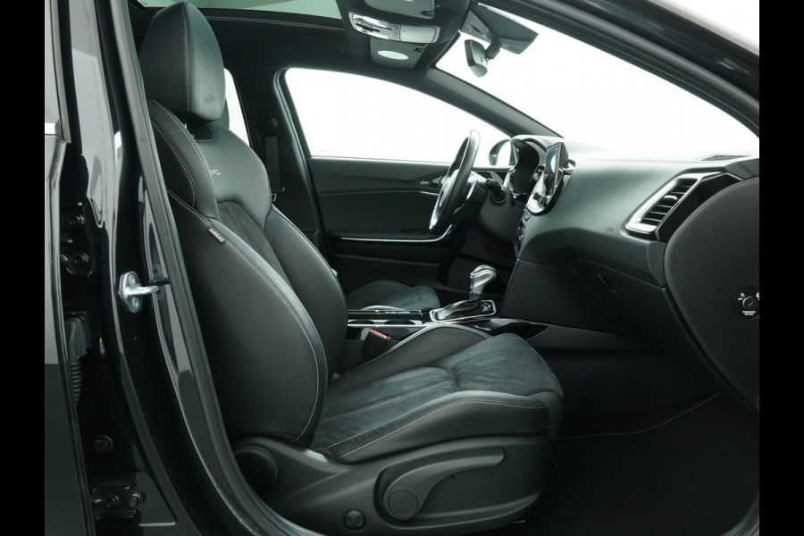 Kia Ceed Sportswagon Automaat 1.5 T-GDi GT-Line - Automatische achterklep - Schuif/Kantel dak - Apple Carplay/Android Auto - Adaptive cruise control - Keyless entry - Fabrieksgarantie t/m 30-06-2030 Kia Ceed Sportswagon Automaat 1.5 T-GDi GT-Line - Automatische achterklep - Schuif/Kantel dak - Apple Carplay/Android Auto - Adaptive cruise control - Keyless entry - Fabrieksgarantie t/m 30-06-2030