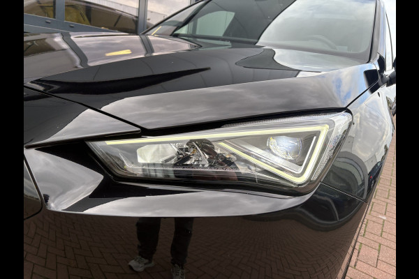 Seat Tarraco 1.5 TSI DSG Xcellence SCHUIFDAK/BEATS/LEDER/DODEHOEK/20INCH