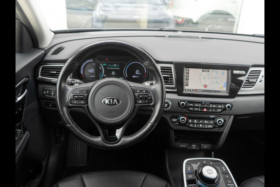 Kia e-Niro ExecutiveLine 64 kWh Dealeronderhouden | Stoel en stuur verwarming | Navigatie | Apple/Android auto |