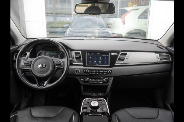 Kia e-Niro ExecutiveLine 64 kWh Dealeronderhouden | Stoel en stuur verwarming | Navigatie | Apple/Android auto |