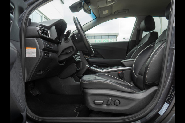 Kia e-Niro ExecutiveLine 64 kWh Dealeronderhouden | Stoel en stuur verwarming | Navigatie | Apple/Android auto |