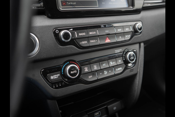 Kia e-Niro ExecutiveLine 64 kWh Dealeronderhouden | Stoel en stuur verwarming | Navigatie | Apple/Android auto |