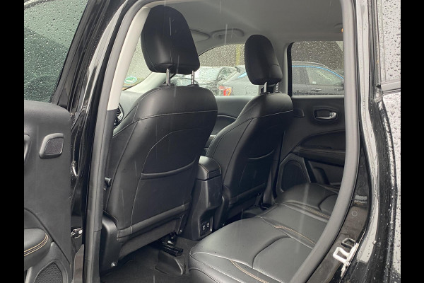 Jeep Compass 1.4 MultiAir Limited 1STE EIGENAAR| ORIGINEEL NL AUTO |  STOELVERWARMING| AFNEEMBARE TREKHAAK| RIJKLAARPRIJS INCL. 12 MND BOVAG GARANTIE Jeep Compass 1.4 MultiAir Limited 1STE EIGENAAR| ORIGINEEL NL AUTO |  STOELVERWARMING| AFNEEMBARE TREKHAAK| RIJKLAARPRIJS INCL. 12 MND BOVAG GARANTIE
