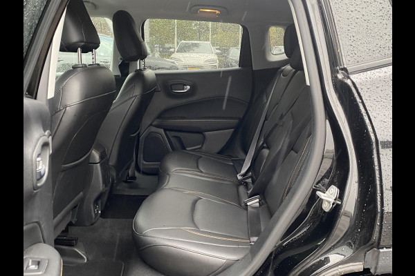 Jeep Compass 1.4 MultiAir Limited 1STE EIGENAAR| ORIGINEEL NL AUTO |  STOELVERWARMING| AFNEEMBARE TREKHAAK| RIJKLAARPRIJS INCL. 12 MND BOVAG GARANTIE Jeep Compass 1.4 MultiAir Limited 1STE EIGENAAR| ORIGINEEL NL AUTO |  STOELVERWARMING| AFNEEMBARE TREKHAAK| RIJKLAARPRIJS INCL. 12 MND BOVAG GARANTIE