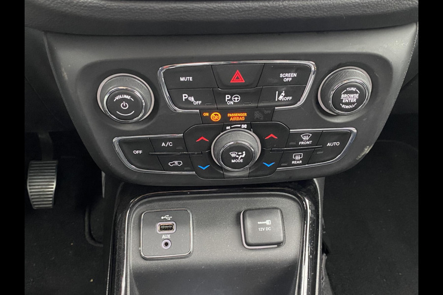 Jeep Compass 1.4 MultiAir Limited 1STE EIGENAAR| ORIGINEEL NL AUTO |  STOELVERWARMING| AFNEEMBARE TREKHAAK| RIJKLAARPRIJS INCL. 12 MND BOVAG GARANTIE Jeep Compass 1.4 MultiAir Limited 1STE EIGENAAR| ORIGINEEL NL AUTO |  STOELVERWARMING| AFNEEMBARE TREKHAAK| RIJKLAARPRIJS INCL. 12 MND BOVAG GARANTIE