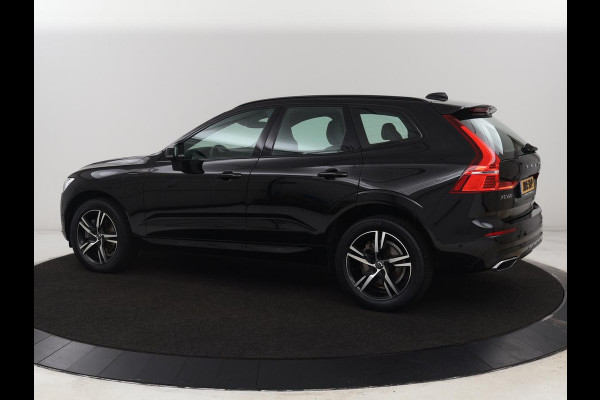 Volvo XC60 2.0 Recharge T8 AWD R Design | Panoramadak | Head-Up | 360 Camera | Stoel & stuurverwarming | Carplay | Keyless | Harman/Kardon | Navigatie | Half leder | Memory | PHEV | Plug In