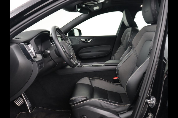 Volvo XC60 2.0 Recharge T8 AWD R Design | Panoramadak | Head-Up | 360 Camera | Stoel & stuurverwarming | Carplay | Keyless | Harman/Kardon | Navigatie | Half leder | Memory | PHEV | Plug In