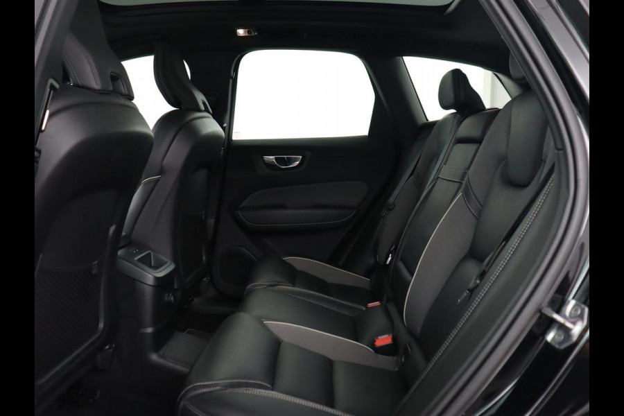Volvo XC60 2.0 Recharge T8 AWD R Design | Panoramadak | Head-Up | 360 Camera | Stoel & stuurverwarming | Carplay | Keyless | Harman/Kardon | Navigatie | Half leder | Memory | PHEV | Plug In