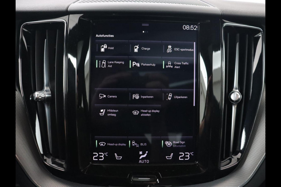 Volvo XC60 2.0 Recharge T8 AWD R Design | Panoramadak | Head-Up | 360 Camera | Stoel & stuurverwarming | Carplay | Keyless | Harman/Kardon | Navigatie | Half leder | Memory | PHEV | Plug In