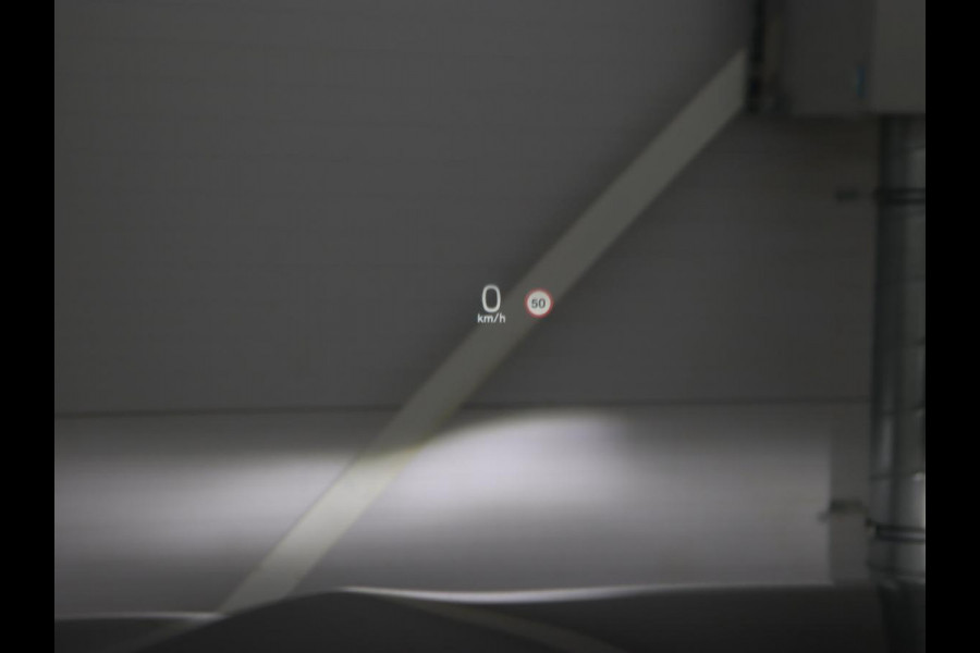 Volvo XC60 2.0 Recharge T8 AWD R Design | Panoramadak | Head-Up | 360 Camera | Stoel & stuurverwarming | Carplay | Keyless | Harman/Kardon | Navigatie | Half leder | Memory | PHEV | Plug In