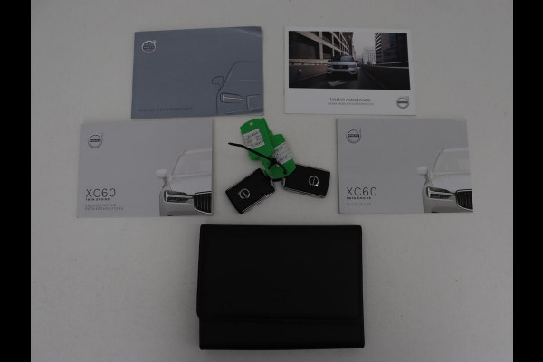 Volvo XC60 2.0 Recharge T8 AWD R Design | Panoramadak | Head-Up | 360 Camera | Stoel & stuurverwarming | Carplay | Keyless | Harman/Kardon | Navigatie | Half leder | Memory | PHEV | Plug In