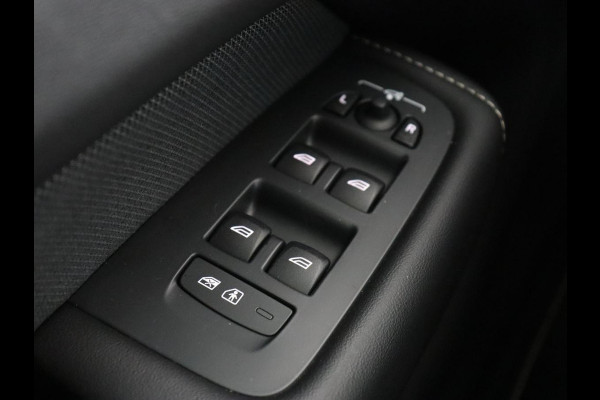 Volvo XC60 2.0 Recharge T8 AWD R Design | Panoramadak | Head-Up | 360 Camera | Stoel & stuurverwarming | Carplay | Keyless | Harman/Kardon | Navigatie | Half leder | Memory | PHEV | Plug In