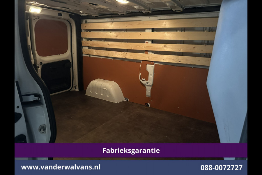 Renault Trafic 2.0 dCi L2H1 Fabrieksgarantie Euro6 Airco | LED | Cruisecontrol | Trekhaak Parkeersensoren, Bijrijdersbank Renault Trafic 2.0 dCi L2H1 Fabrieksgarantie Euro6 Airco | LED | Cruisecontrol | Trekhaak Parkeersensoren, Bijrijdersbank
