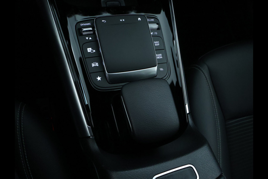 Mercedes-Benz GLA 250 e Plug-In Hybride Trekhaak | Night Pakket |Stoelverwarming voor | Distronic | Achteruitrijcamera | Keyless go | Dodehoek Assist.. Inclusief 24 maanden MB Certified garantie voor Europa.