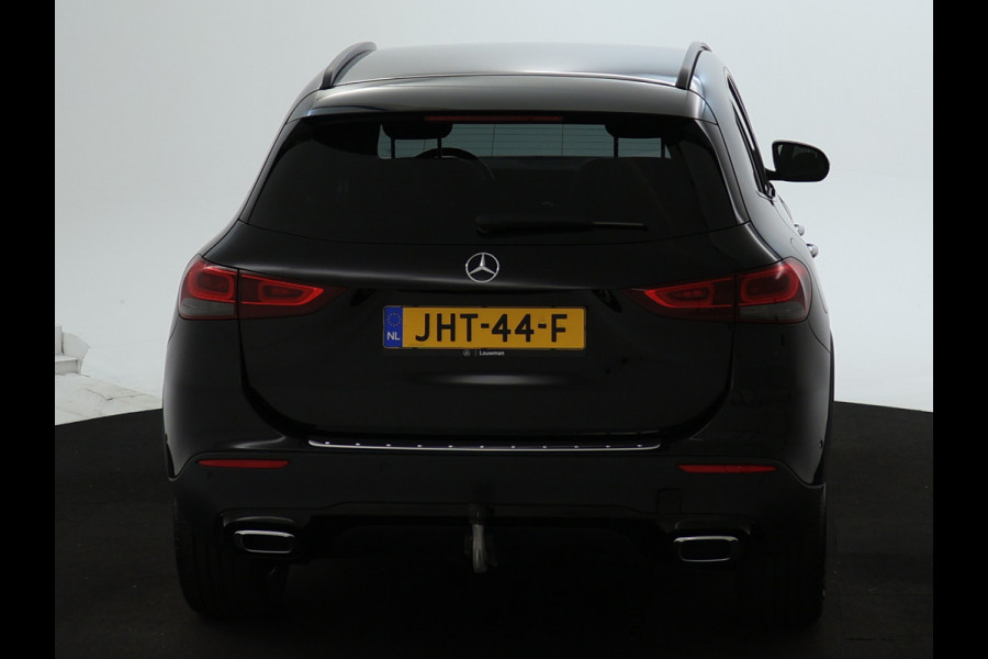 Mercedes-Benz GLA 250 e Plug-In Hybride Trekhaak | Night Pakket |Stoelverwarming voor | Distronic | Achteruitrijcamera | Keyless go | Dodehoek Assist.. Inclusief 24 maanden MB Certified garantie voor Europa.