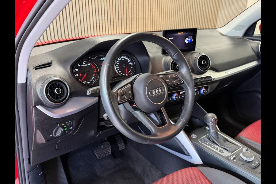 Audi Q2 35 TFSI S Edition AUT. ADAPTIEVE CRUISE CONTROL PDC STOELVERWARMING AIRCO BLUETOOTH