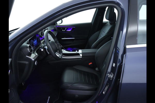 Mercedes-Benz C-Klasse Estate 300 e AMG Plug-In Hybride AMG Line | Trekhaak | Panorama Schuif-Kanrteldak | Distronic | Stuur en Stoelverwarming. Inclusief 24 maanden Mercedes-Benz Certified garantie voor Europa.