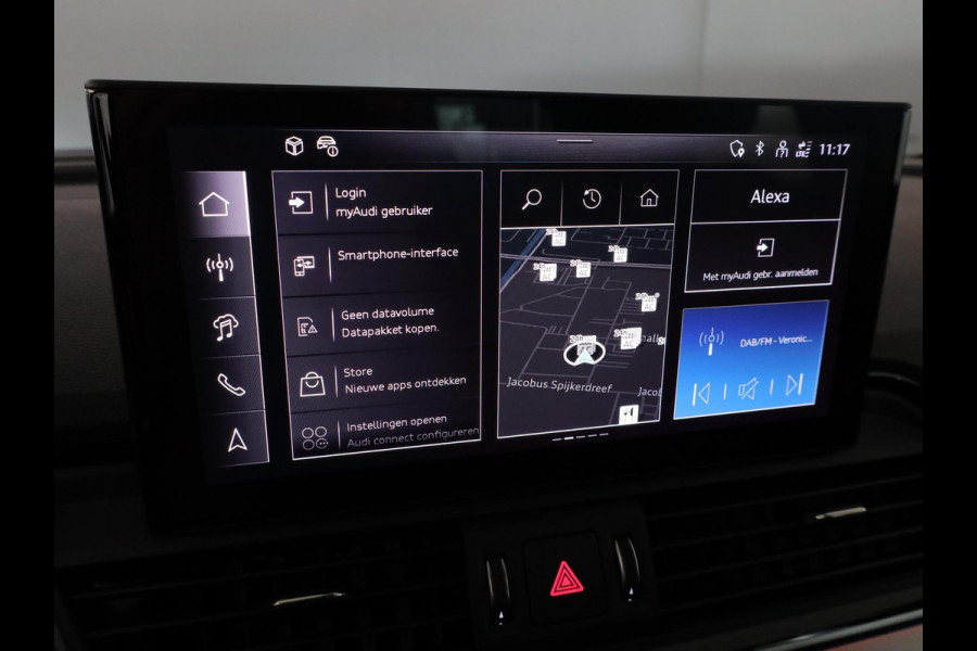 Audi Q5 55 TFSI e quattro S Competition 367 pk S-tronic | Verlengde garantie | Navigatie | Panoramadak | Trekhaak (wegklapbaar) | Parkeersensoren | Achteruitrijcamera | Stoelverwarming v/a | S-Line |