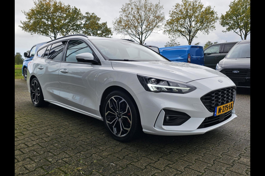 Ford FOCUS Wagon 1.0 EcoBoost ST Line X Business AGR-stoelen | Winter Pack | Full LED | 18 inch lichtmetalen velgen