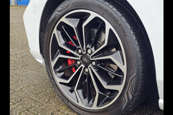 Ford FOCUS Wagon 1.0 EcoBoost ST Line X Business AGR-stoelen | Winter Pack | Full LED | 18 inch lichtmetalen velgen