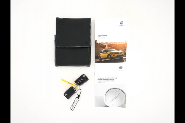 Volkswagen T-Roc 1.5 TSI R-Line Sport Business Aut. *PANO | LEATHER | FULL-LED | ADAPTIVE-CRUISE | DIGI-COCKPIT | NAVI-FULLMAP | HEATED-SPORTSEATS | AMBIENT-LIGHT | PRIVACY-GLASS | DAB+ | CARPLAY | SHIFT-PADDLES | 18''ALU*