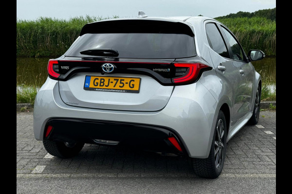 Toyota Yaris 1.5 Hybrid Executive stuur en stoelverwarm. half leer HUD vol Toyota Yaris 1.5 Hybrid Executive stuur en stoelverwarm. half leer HUD vol