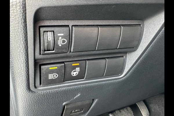 Toyota Yaris 1.5 Hybrid Executive stuur en stoelverwarm. half leer HUD vol Toyota Yaris 1.5 Hybrid Executive stuur en stoelverwarm. half leer HUD vol