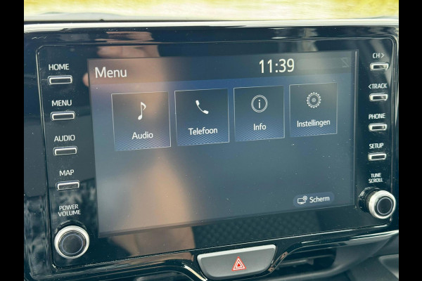 Toyota Yaris 1.5 Hybrid Executive stuur en stoelverwarm. half leer HUD vol Toyota Yaris 1.5 Hybrid Executive stuur en stoelverwarm. half leer HUD vol