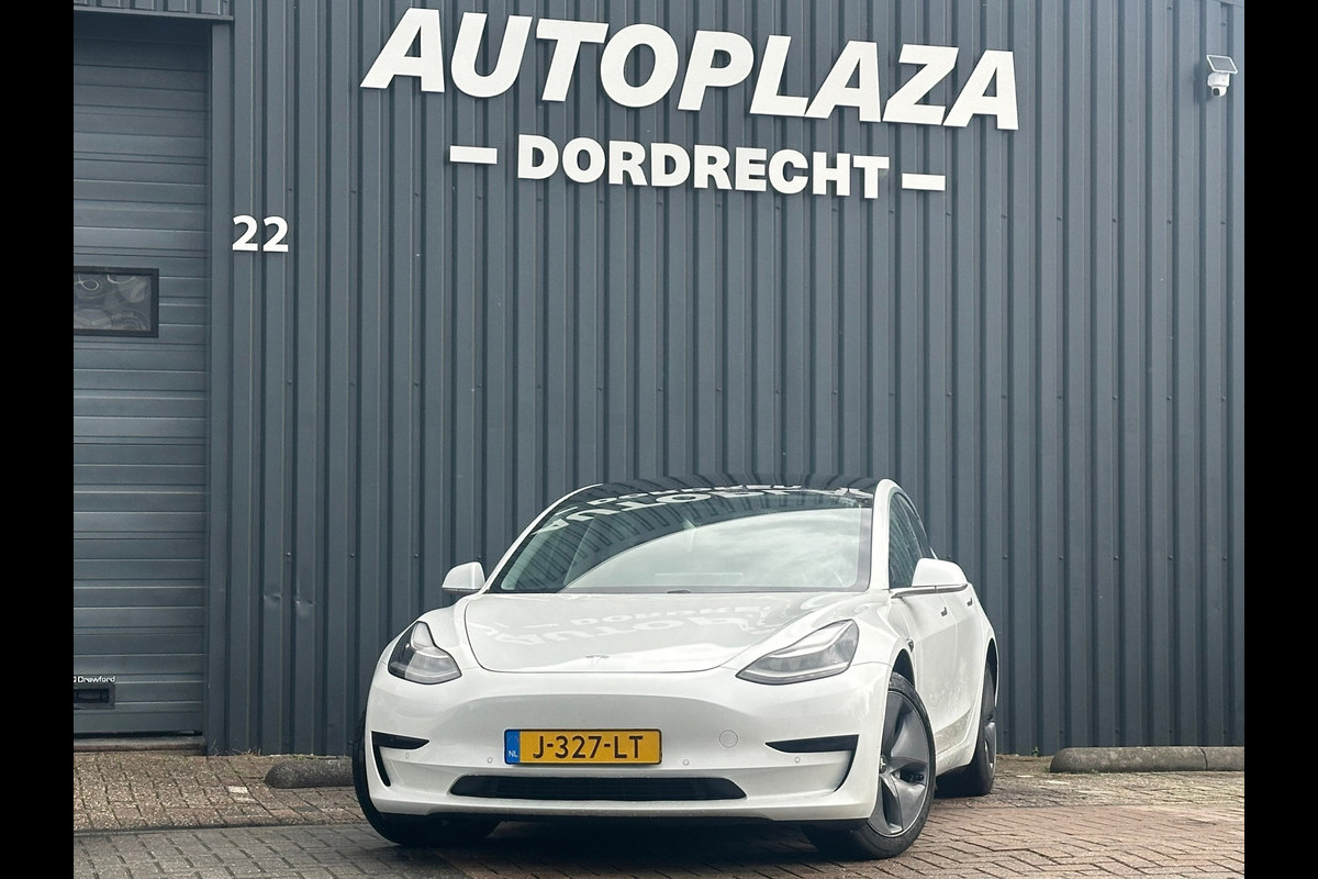 Tesla Model 3 Standard RWD Plus 60 kWh Tesla Model 3 Standard RWD Plus 60 kWh