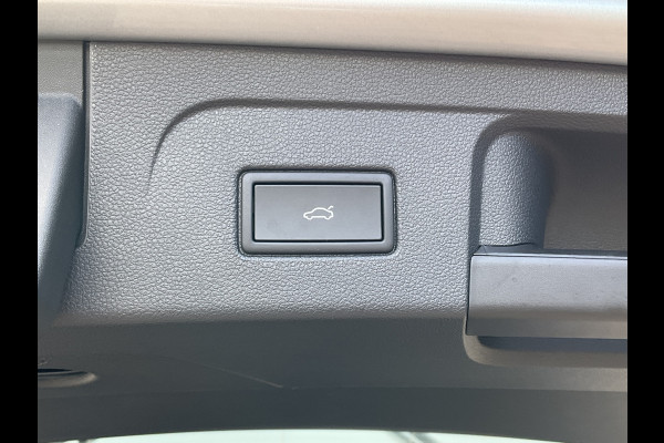 Volkswagen Touran 7-Pers 1.5 TSI EVO ACT 150 COMFORTLINE EDITION 7P Stoelverw Keyless Adapt.Cruise Volkswagen Touran 7-Pers 1.5 TSI EVO ACT 150 COMFORTLINE EDITION 7P Stoelverw Keyless Adapt.Cruise