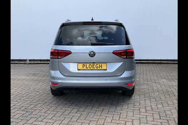 Volkswagen Touran 7-Pers 1.5 TSI EVO ACT 150 COMFORTLINE EDITION 7P Stoelverw Keyless Adapt.Cruise Volkswagen Touran 7-Pers 1.5 TSI EVO ACT 150 COMFORTLINE EDITION 7P Stoelverw Keyless Adapt.Cruise