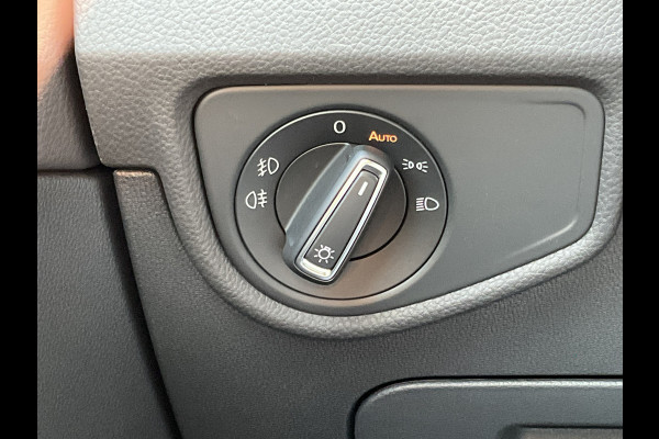 Volkswagen Touran 7-Pers 1.5 TSI EVO ACT 150 COMFORTLINE EDITION 7P Stoelverw Keyless Adapt.Cruise Volkswagen Touran 7-Pers 1.5 TSI EVO ACT 150 COMFORTLINE EDITION 7P Stoelverw Keyless Adapt.Cruise