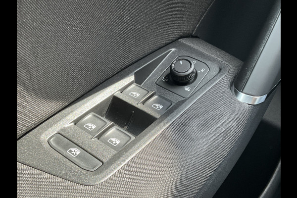 Volkswagen Touran 7-Pers 1.5 TSI EVO ACT 150 COMFORTLINE EDITION 7P Stoelverw Keyless Adapt.Cruise Volkswagen Touran 7-Pers 1.5 TSI EVO ACT 150 COMFORTLINE EDITION 7P Stoelverw Keyless Adapt.Cruise