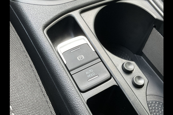 Volkswagen Touran 7-Pers 1.5 TSI EVO ACT 150 COMFORTLINE EDITION 7P Stoelverw Keyless Adapt.Cruise Volkswagen Touran 7-Pers 1.5 TSI EVO ACT 150 COMFORTLINE EDITION 7P Stoelverw Keyless Adapt.Cruise