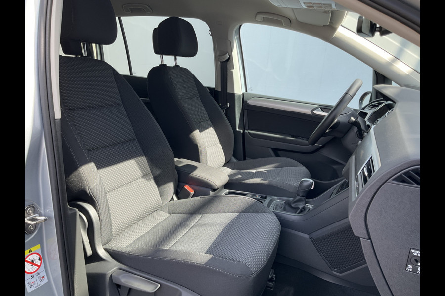 Volkswagen Touran 7-Pers 1.5 TSI EVO ACT 150 COMFORTLINE EDITION 7P Stoelverw Keyless Adapt.Cruise Volkswagen Touran 7-Pers 1.5 TSI EVO ACT 150 COMFORTLINE EDITION 7P Stoelverw Keyless Adapt.Cruise